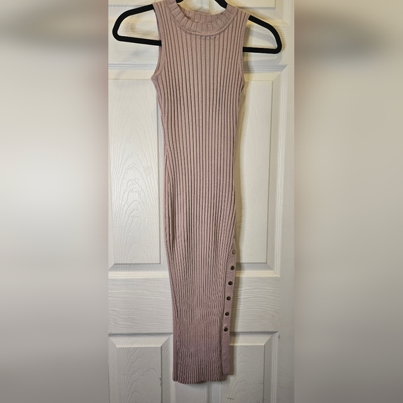 Hera Collection Ribbed Sweater Dress - Picture 4 of 6